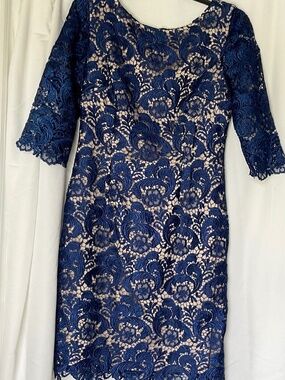 Eliza J Size 6 Fully Lined Royal Blue Short Sleeve Cocktail Dress